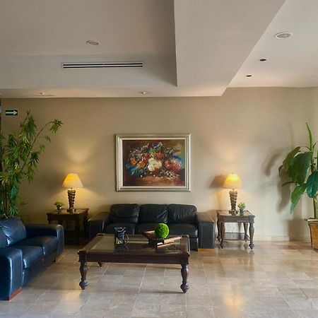 Hotel Santa Fe Camargo Exteriör bild