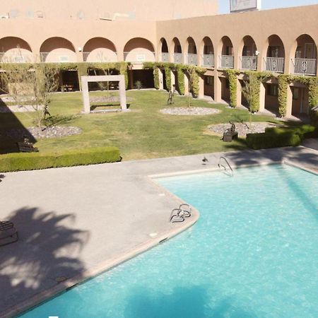 Hotel Santa Fe Camargo Exteriör bild